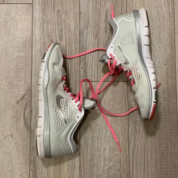 Women Nike Free 5.0 TR Fit 4 White Pink Size 8 - Picture 9 of 15